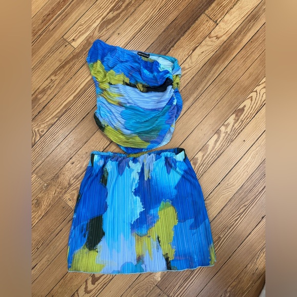 PLT Blue and White Women's Skirt - Picture 3 of 3